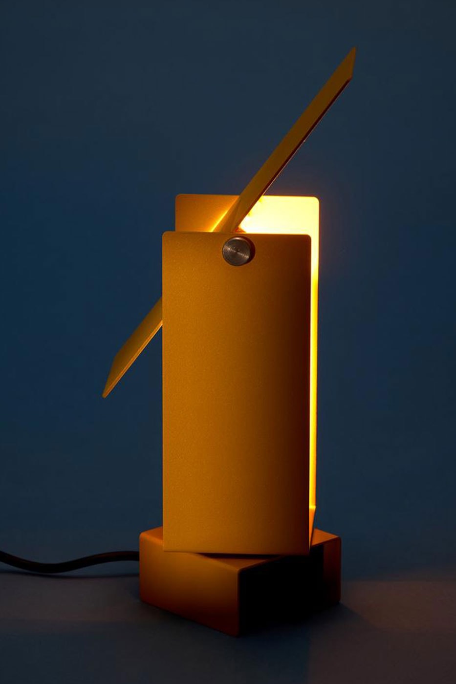 MOEBE “Pivoting Lamps” Collection Wall Lamp Table Lamp Lighting Release Info 