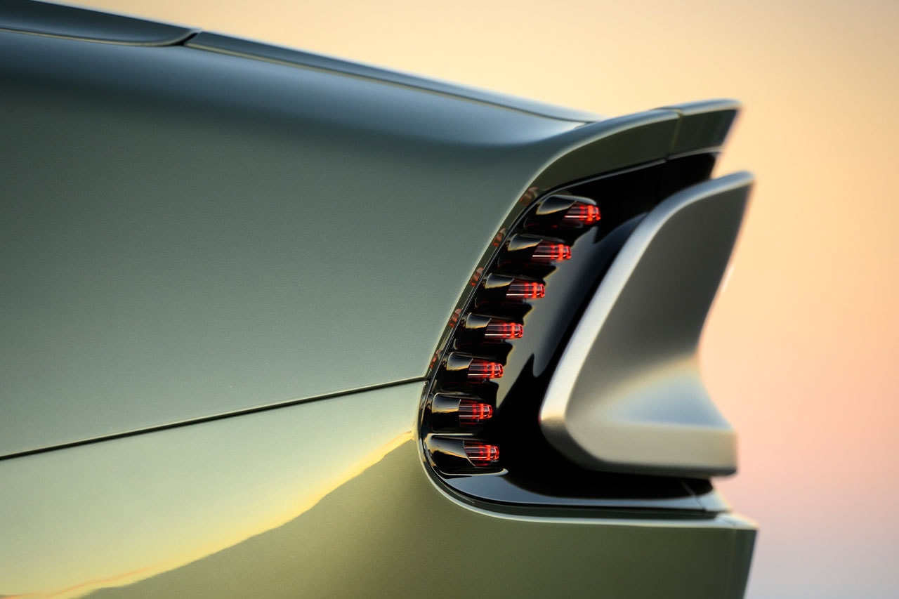Aston Martin Vanquish Volante Convertible Release Info