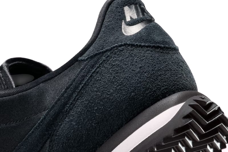 nike cortez black and pink