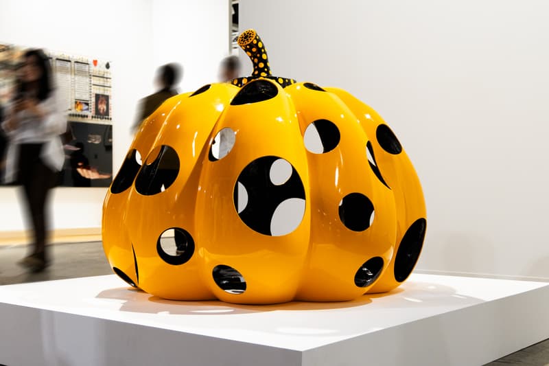 Closer Look at the Galleries Exhibited During Art Basel Hong Kong 2025 david zwirner takashi murakami sorayama yayoi kusama daniel arsham hauser wirth nanzuka japanese artist accra african diaspora gagosian labubu kasing lung