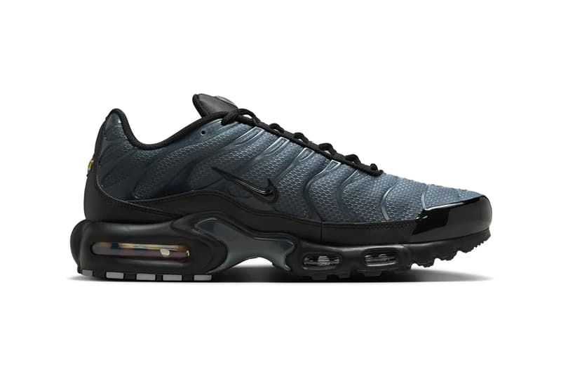 Paris Saint-Germain Join Forces for Collaborative Nike Air Max Plus psg Release info football club black particle grey anthracite