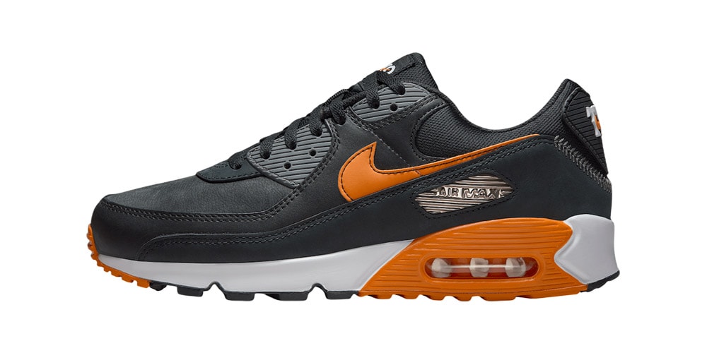 Nike Honors the Yomiuri Giants With a Special Air Max 90 “Tokyo”