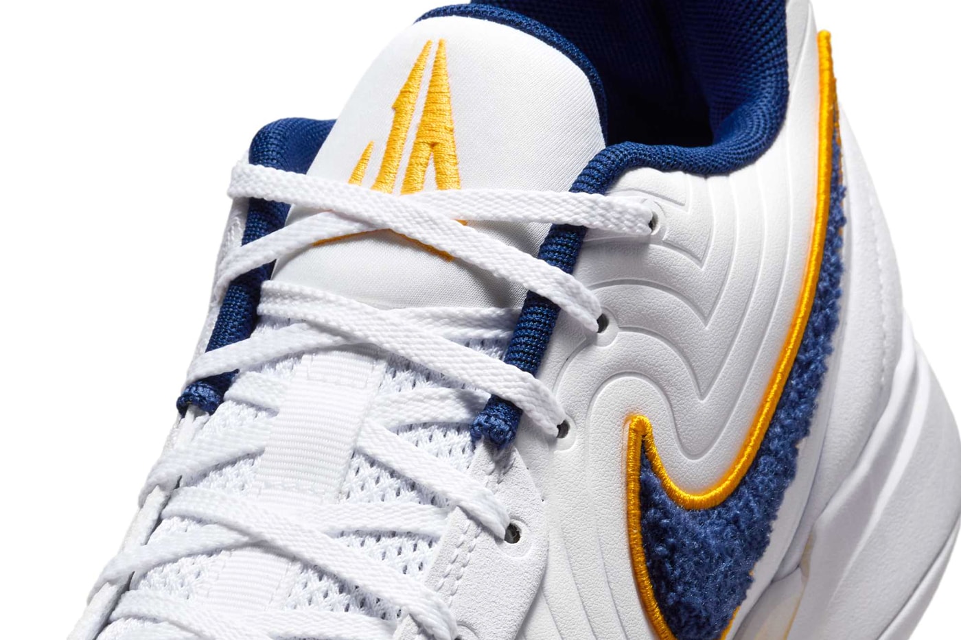 Official Look at the Nike Ja 2 "Murray State" IF1606-101 Release Info Ja morant memphis grizzlies alma matter nba ncaa