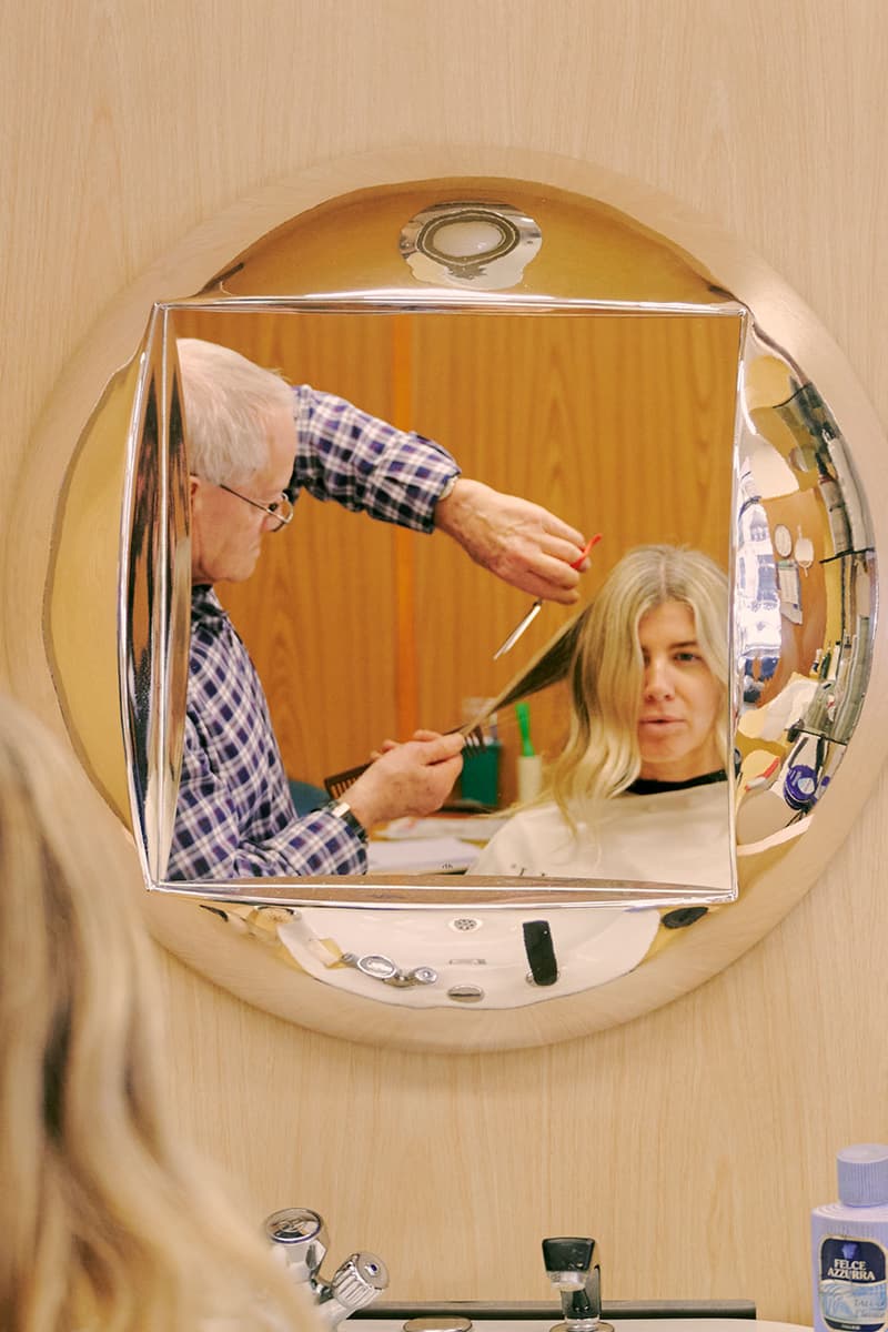Ready To Hang Milan Design Week Pop-up Parrucchiere Salon ‘Between Seeing’ Alcova Bezel Mirror Big Squeeze Mirror Clasp Mirror Gotchi Mirror Jelly Mirror Puffer Mirror Info