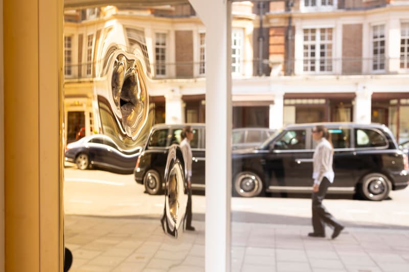 maurizio cattelan bones exhibition gagosian london