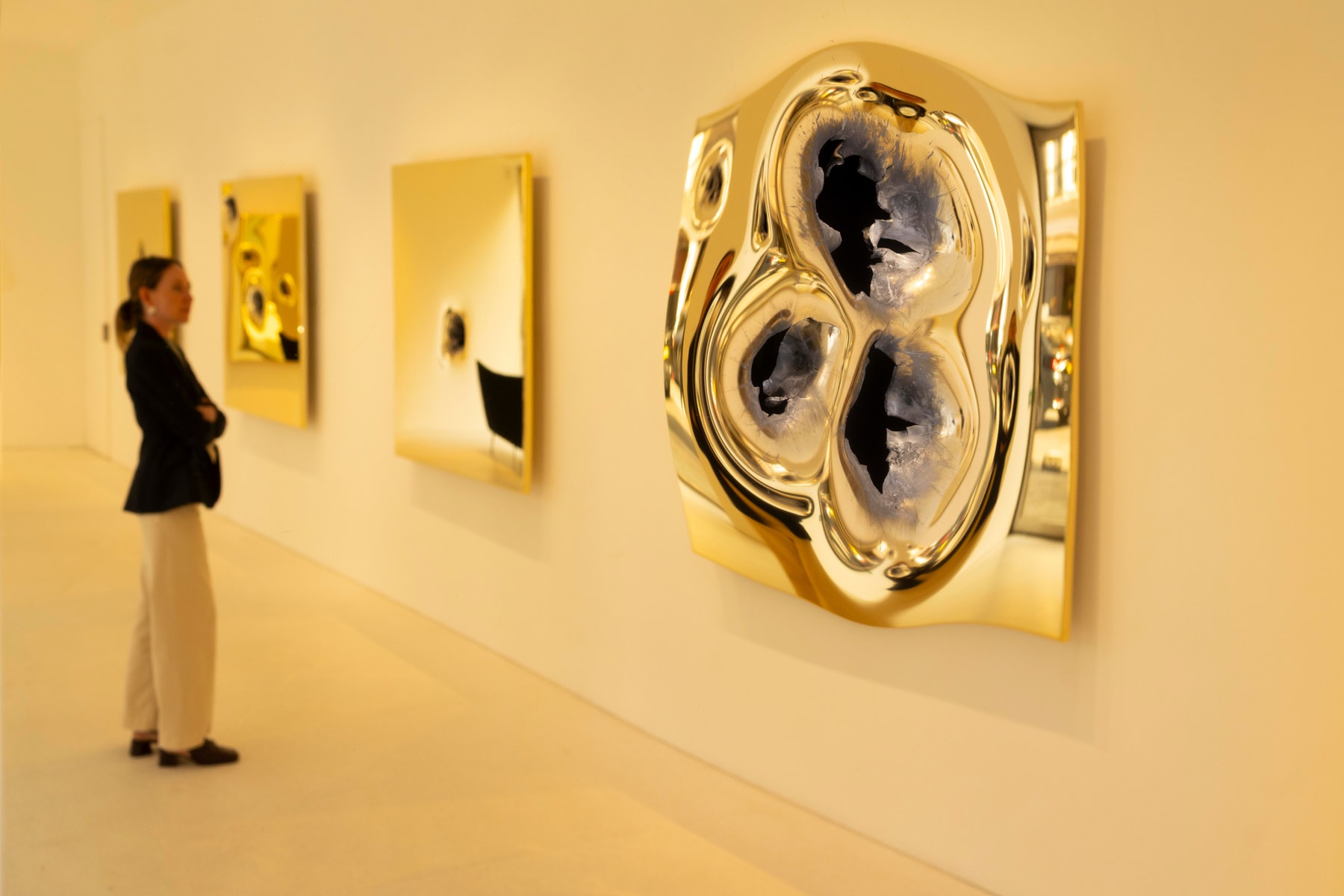 maurizio cattelan bones exhibition gagosian london