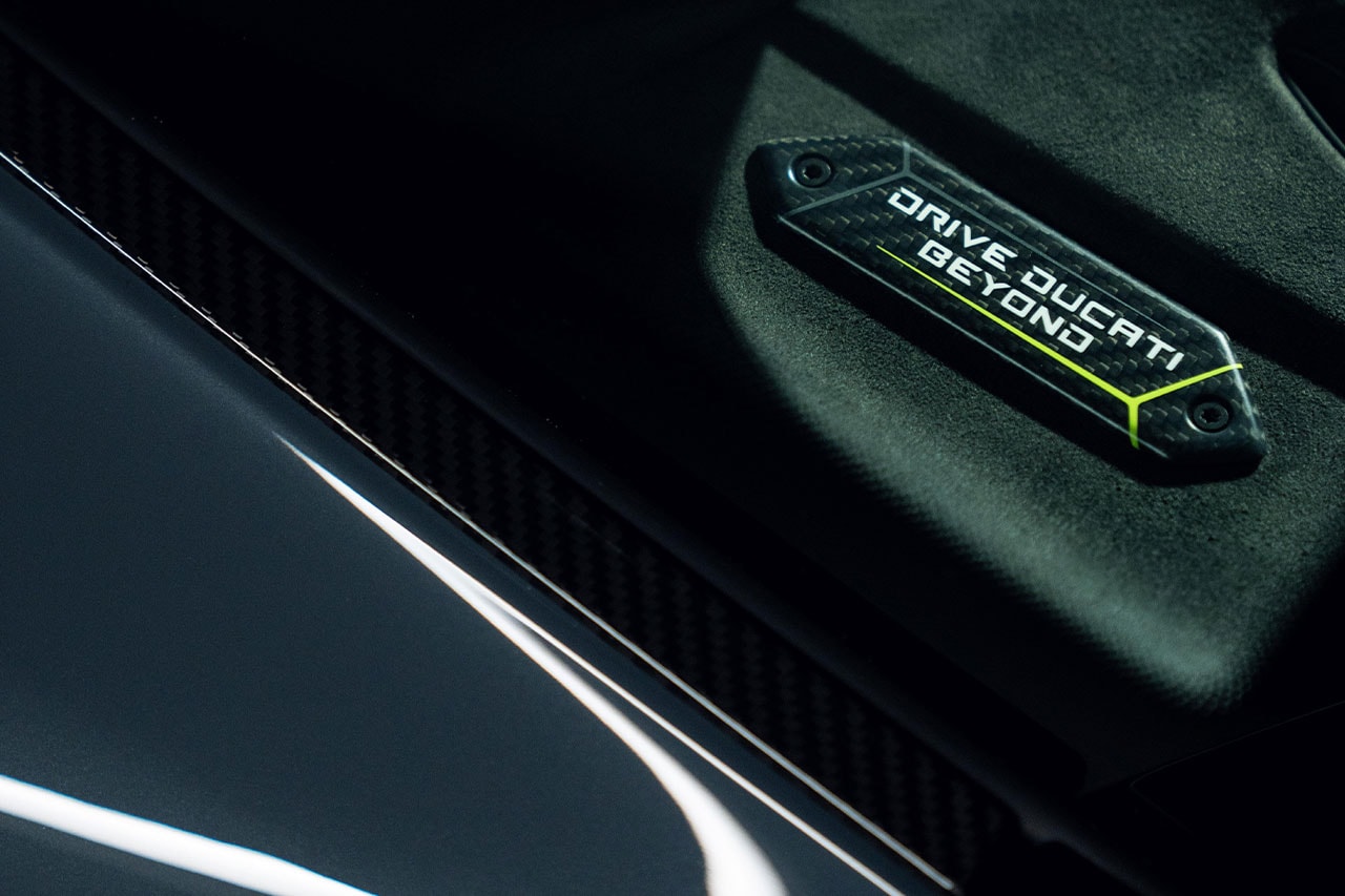 Lamborghini x Ducati Revuelto Streetfighter V4 Info