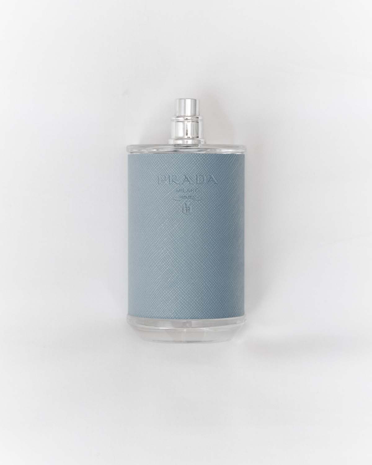 Devon Walker Travel Tips With Theory Motion Wool Collection