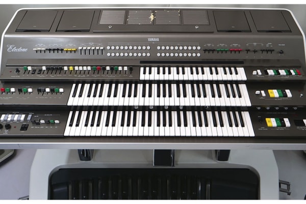 Aphex Twin Yamaha GX1 on Auction Information