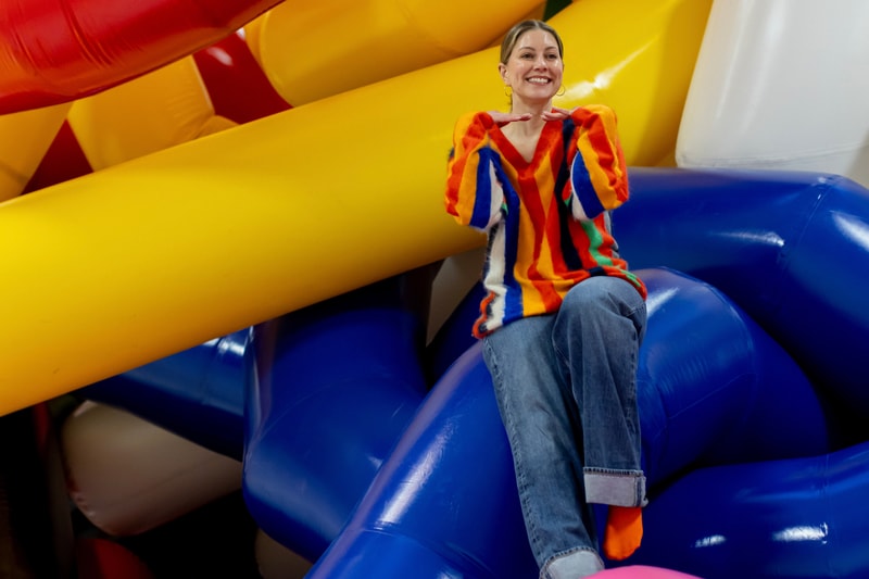 cj hendry keff joons exhibition balloon sculptures artworks installations