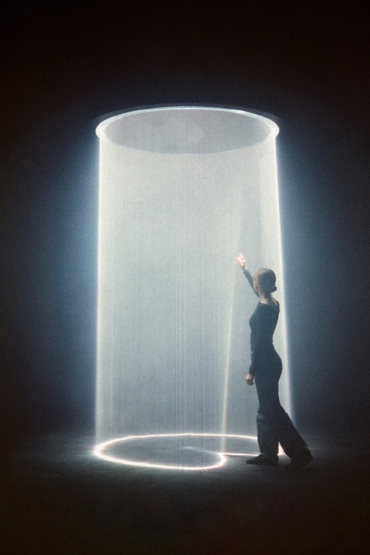 Lachlan Turczan 'Lucida' Installation Milan Design Week  art artowrks google making the invisible visible art artworks garage 21