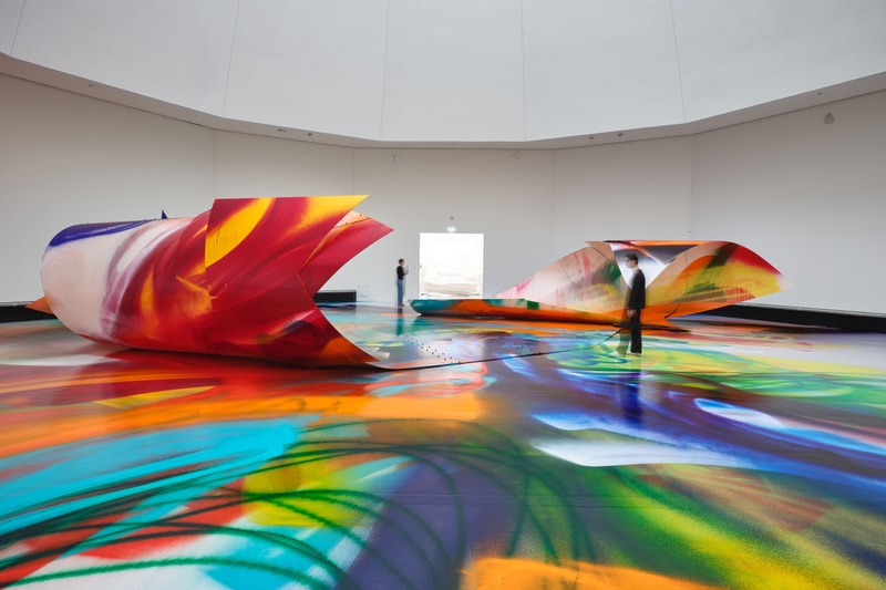 Katharina Grosse 'The Sprayed Dear' Staatsgalerie Stuttgart Art artworks