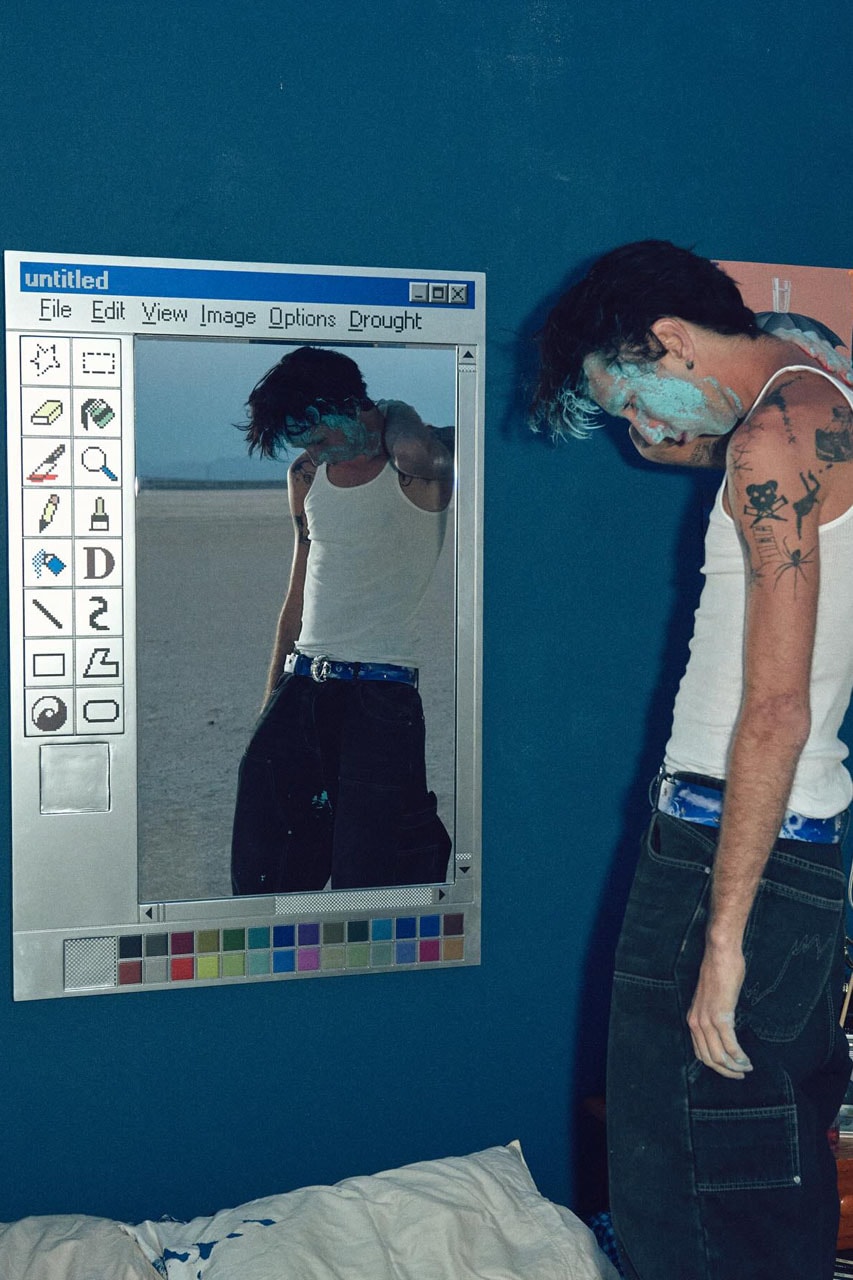 Drought Brings Windows 95 MS Paint to Life in New Mirror app desktop computer technology design home nostalgic