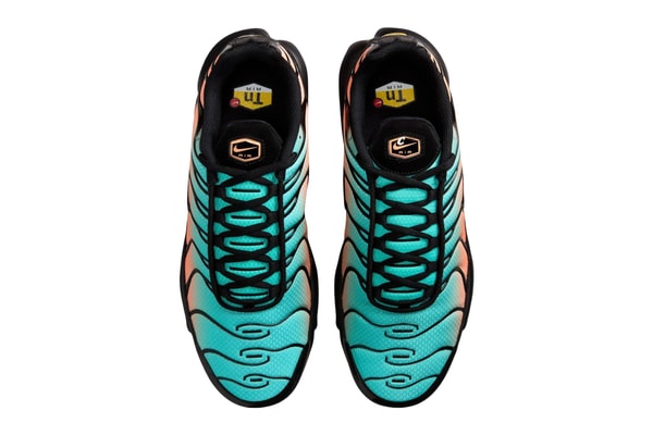 Nike Air Max Plus Arrives in a Summer-Ready Gradient peach teal DM0032-022 swoosh tropical swoosh