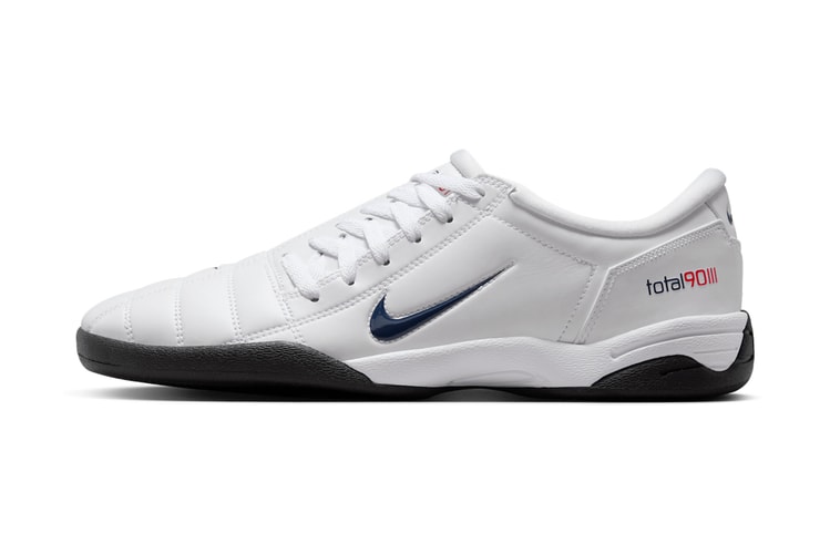 Paris Saint-Germain Takes on the Nike Total 90 III SP