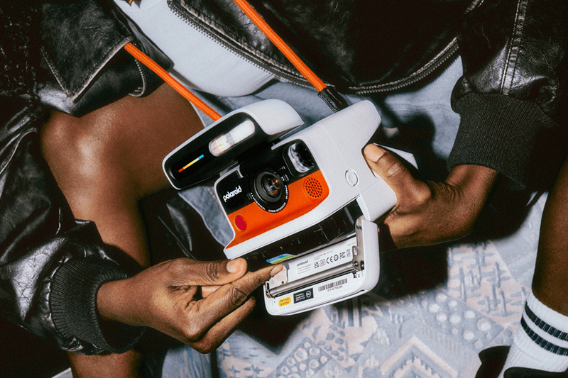 Polaroid Launches Retro-Inspired 'Polaroid Flip' Instant Camera