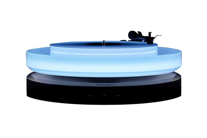 Audio-Technica Hotaru Turntable Info VM cartridge acrylic floating analog record light modes
