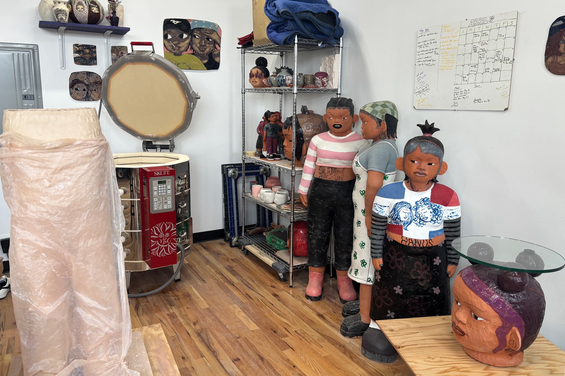 sydnie jiminez hypeart visits ceramics sculptures artists features contemporary art