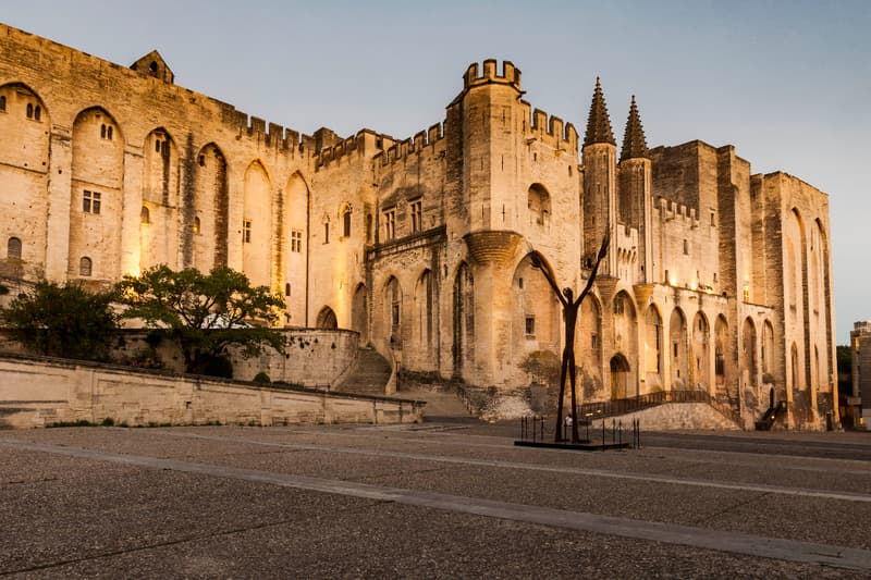 Louis Vuitton Cruise 2026 Location Avignon France Info