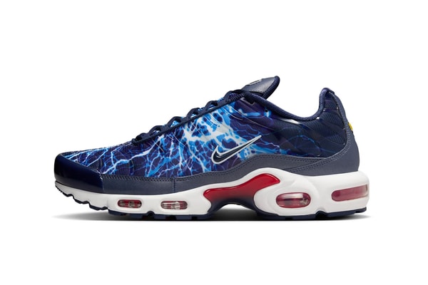 Official Look at the Nike Air Max Plus "Eclair" HV2323-400 Midnight Navy/Midnight Navy/Salsa Red/White/Metallic Silver/Clear tn swoosh lightning