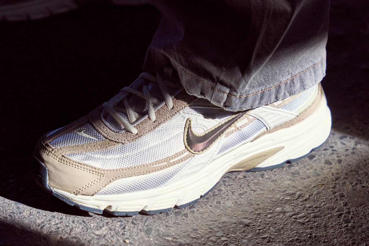 Deichmann nike v5 rnr sneaker campaign expect the unexpected berlin BRKN Laura Wittek y2k 