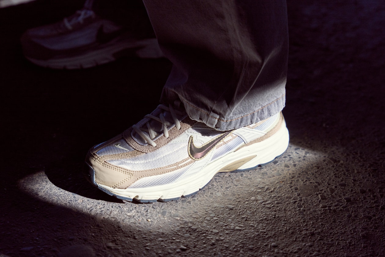 Deichmann nike v5 rnr sneaker campaign expect the unexpected berlin BRKN Laura Wittek y2k 