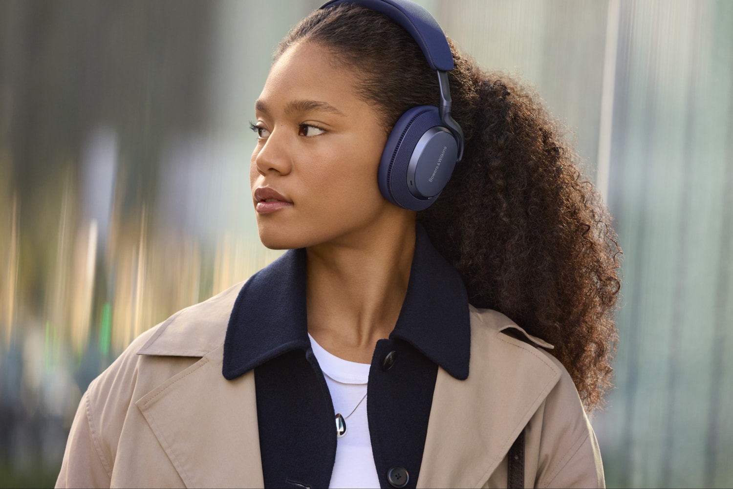 Bowers & Wilkins Px7 S3 Headphones Release Information details date audio sound