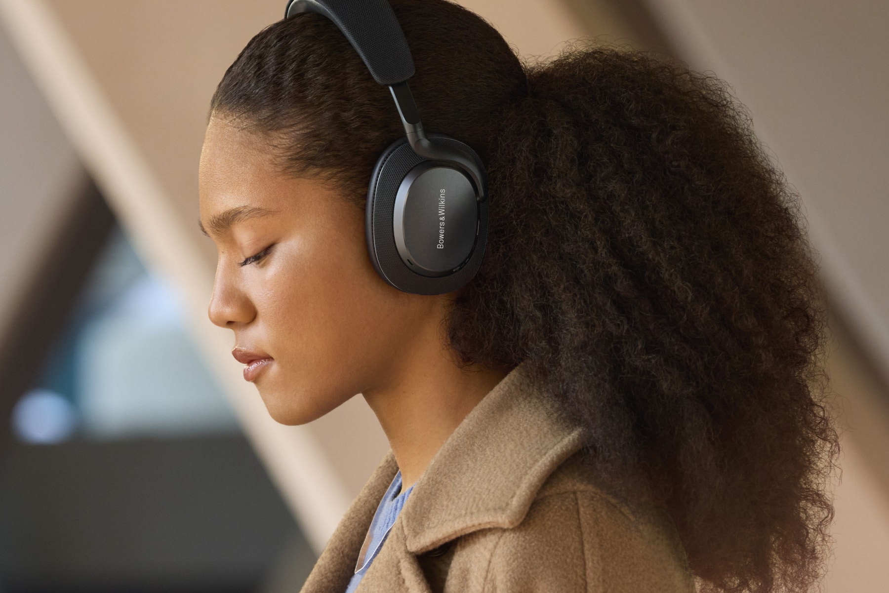 Bowers & Wilkins Px7 S3 Headphones Release Information details date audio sound