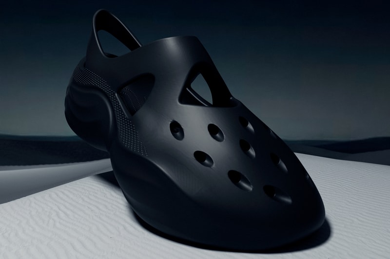 Dingyun Zhang Crocs Diffuser Sapphire Black Sand Release date info store list buying guide photos price