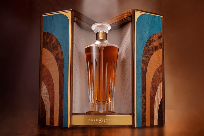 Midleton Very Rare Final Silent Distillery Collection whisky alcohol beverage