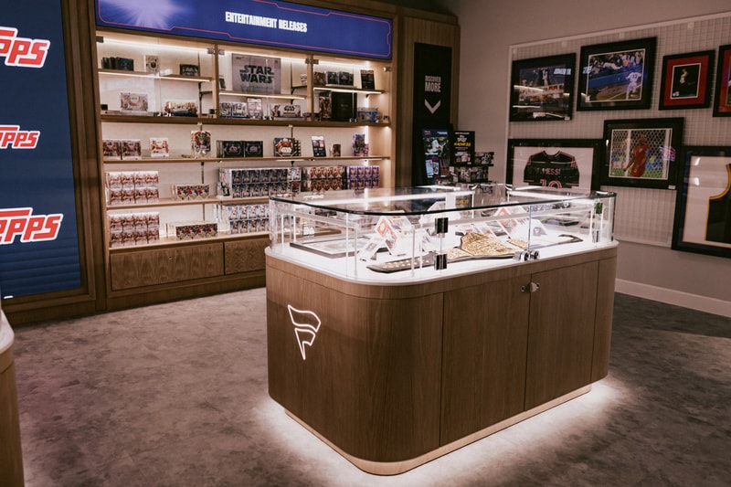 fanatics collectibles flagship store london regent street trading cards topps merlin match attax opening nfl football display home of the hobby 