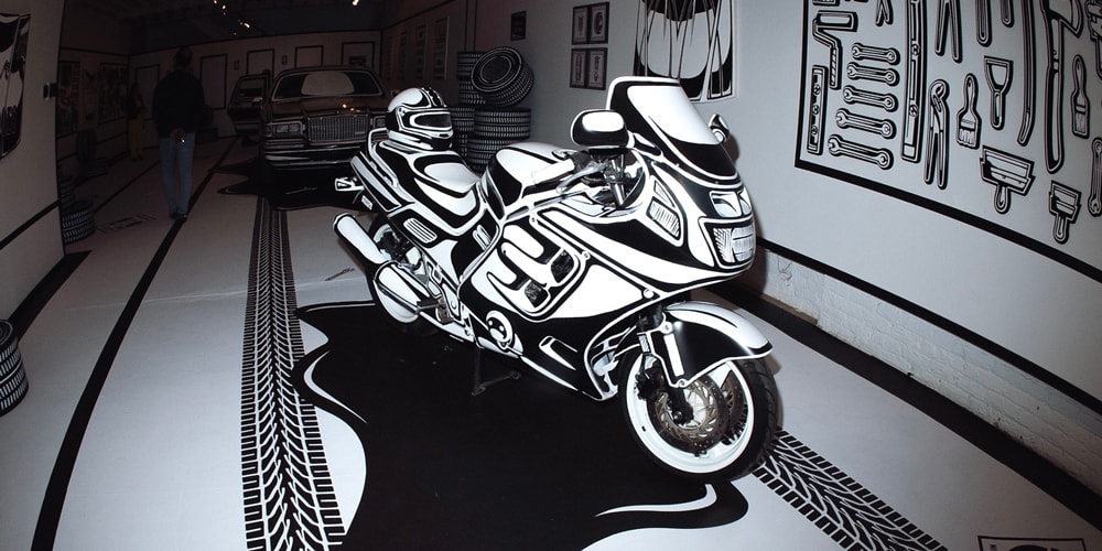 Joshua Vides Unveils Monochrome Garage for ‘Check Engine Light’ in NYC