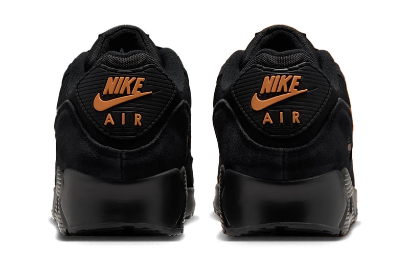 Nike Air Max 90 Preps Early for Halloween DO6706-010 Black/Orange swoosh retro sheos