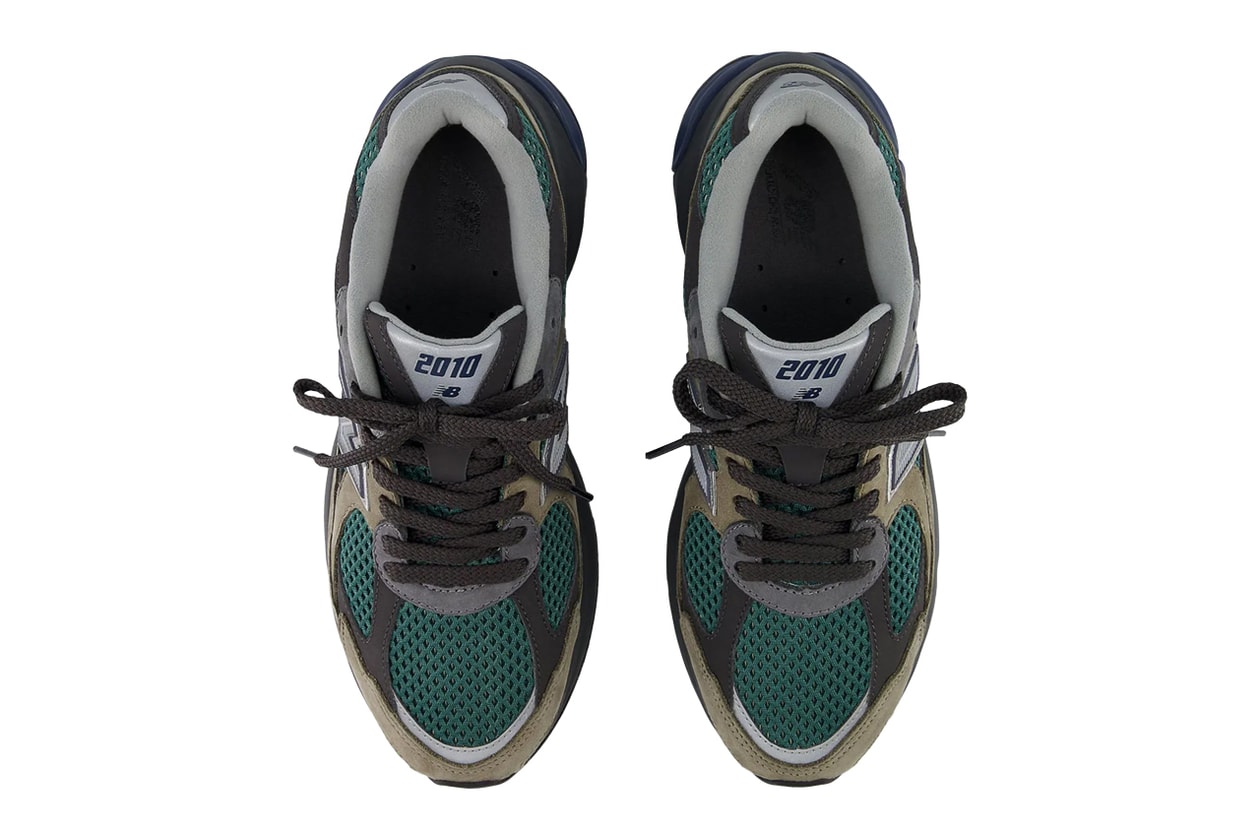 Best Sneaker Releases May 2025 Week 1 Nike A’One “Pink A’ura”  Swarovski x Crocs Classic Clog & Bae Clog  .SWOOSH x Nike Air Force 1 Low “Dirty Triple White” & “Triple Triple Black”  New Balance ABZORB 2010 “Vintage Khaki”  MM6 Maison Margiela x Salomon Spectur 2 & XT-4 Mule Willy Chavarria x adidas Jabbar Dress Low  sacai x Nike Zegamadome  thisisneverthat x New Balance Made in UK 991v2  Nike SB Dunk Low “Rodeo”  Air Jordan 1 High OG “UNC Reimagined”