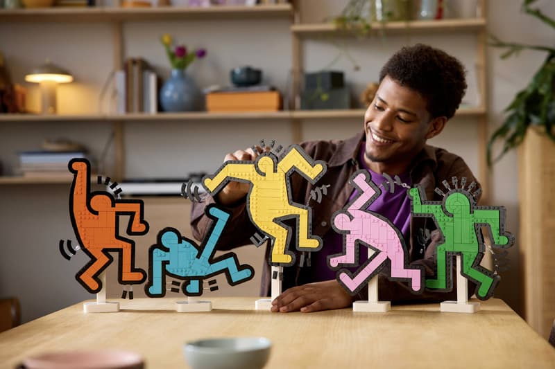 LEGO art Keith Haring Dancing Figures 31216 Release Info