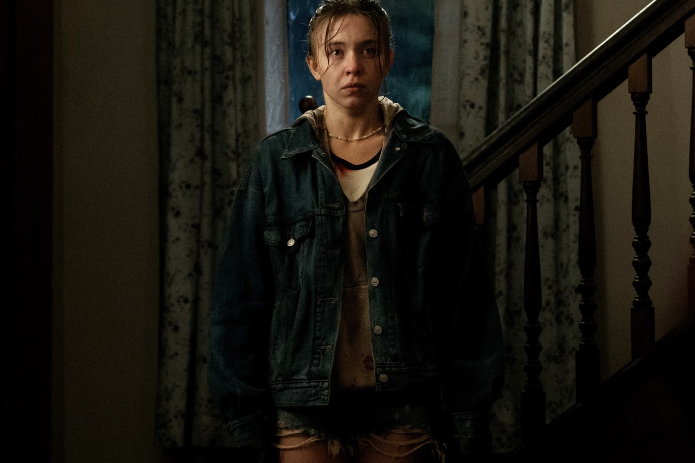 Julianne Moore Helps Sydney Sweeney Cover Up a Murder in New 'Echo Valley' Trailer