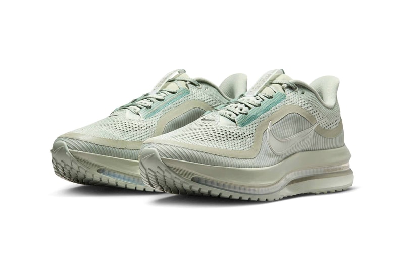Nike Pegasus Premium "Jade Horizon" Jade Horizon/Light Army HQ2592-300 swoosh running shoe