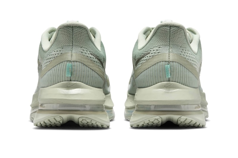 Nike Pegasus Premium "Jade Horizon" Jade Horizon/Light Army HQ2592-300 swoosh running shoe
