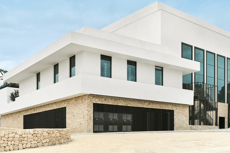 Take a Look at Ibiza's Newest Nightclub, UNVRS