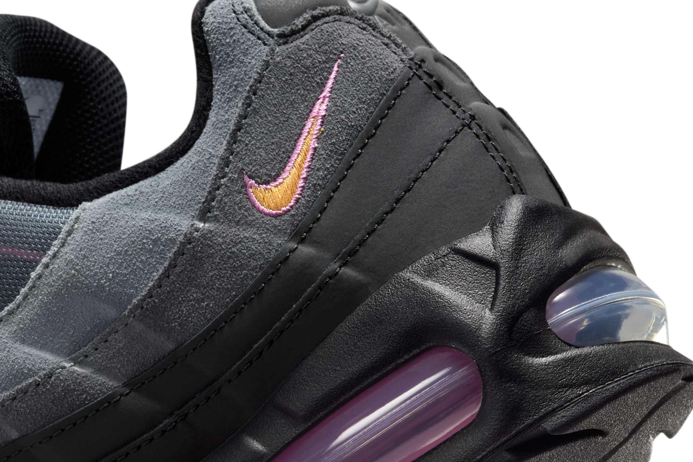 Nike Air Max 95 OG "Sundial" Black/Sundial-Playful Pink IB7683-001 retro 30th anniversary black nubuck 