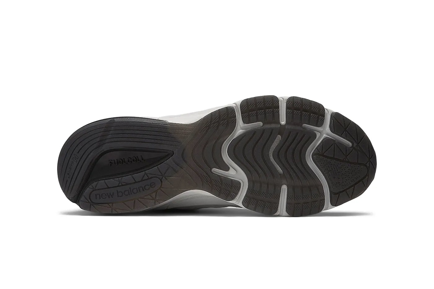 Official Look at the New Balance 990v6 "Black/Grey" U990JC6 sleek minimalist coor blockin suede shoe