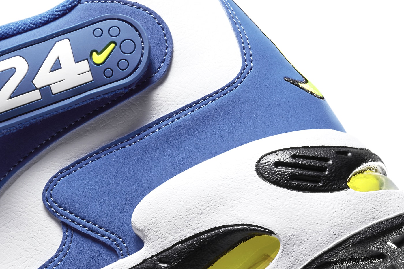 Official Look at the Nike Air Griffey Max 1 "Varsity Royal" 2025 return spring baseball shoe high top black-volt Ken Griffey Jr.’s favorite Mariners shade.