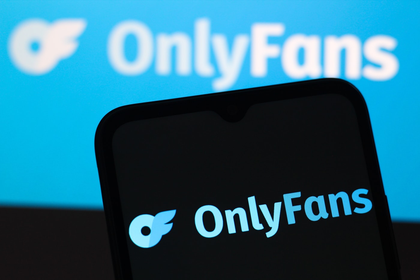 OnlyFans in Talks Sell for 8 Billion USD