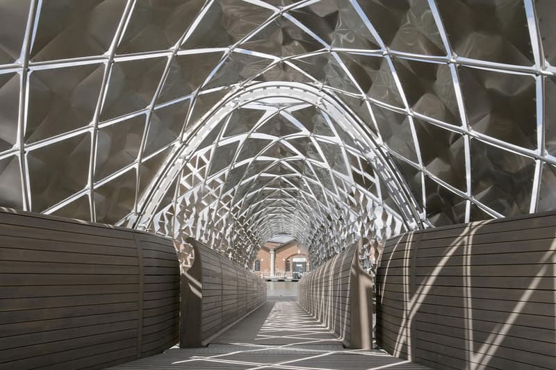 Porsche x Norman Foster Mobility Hub Biennale Info