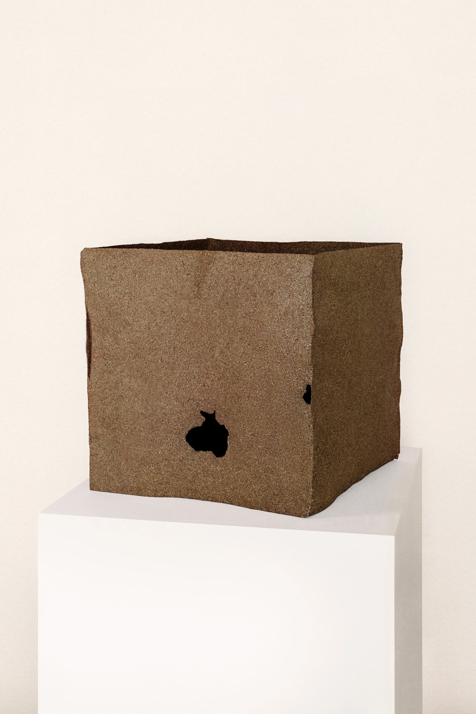 Japanese Sculptor Kunimasa Aoki Wins 2025 Loewe Foundation Craft Prize Madrid