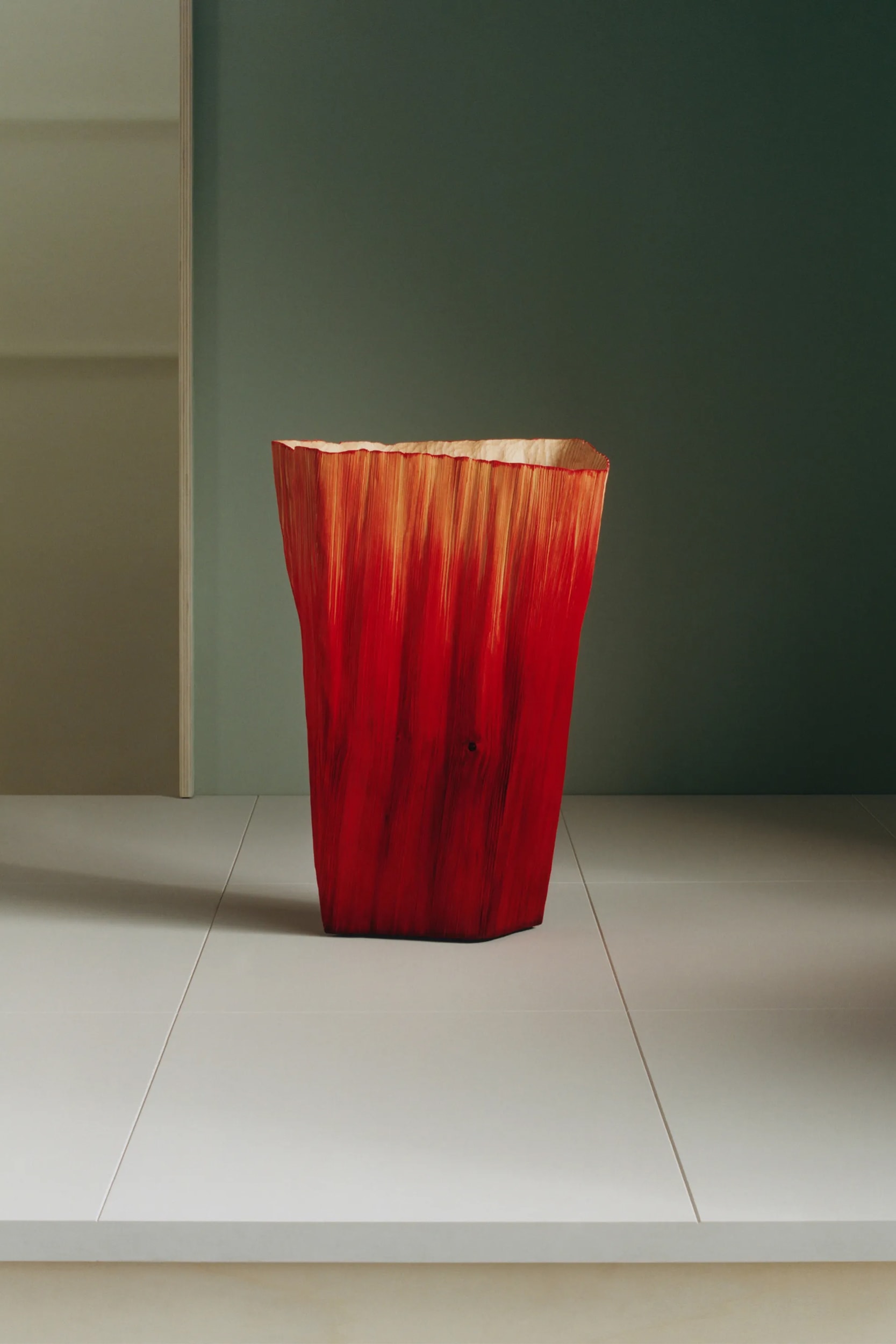 Japanese Sculptor Kunimasa Aoki Wins 2025 Loewe Foundation Craft Prize Madrid