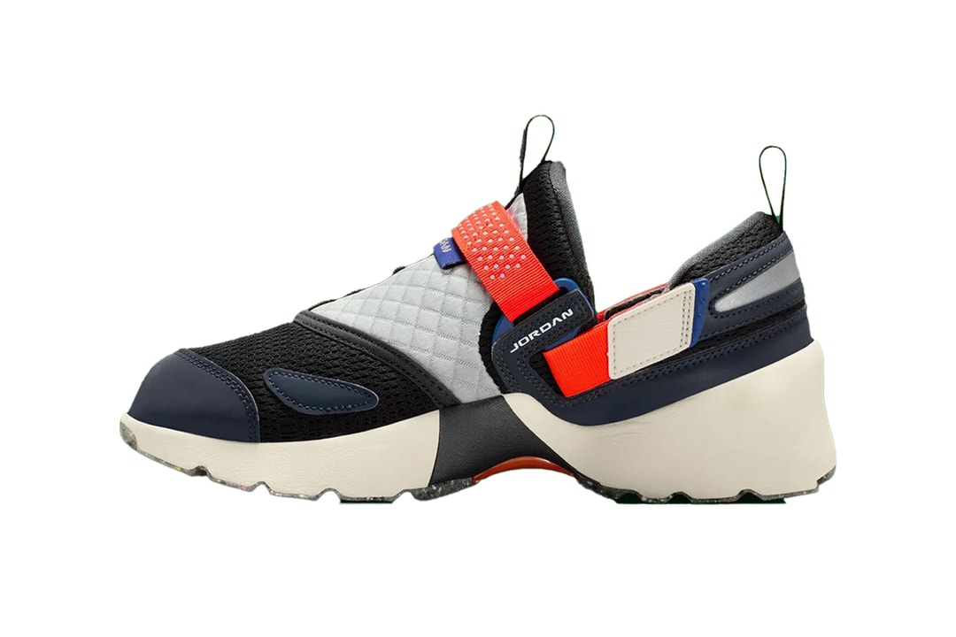 Jordan Trunner LX Resurfaces With a "Rare Air" Colorway