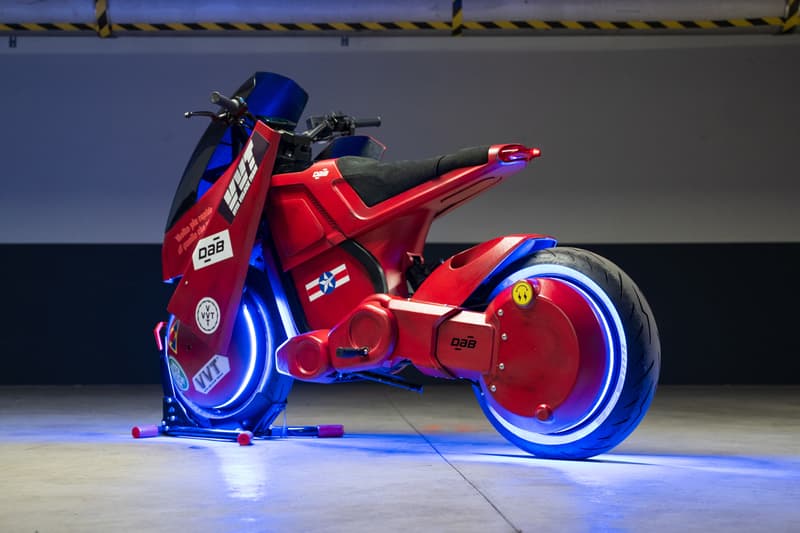 J Balvin Unveils His First Electric Motorcycle DAB Motors Mattias Gollin VVT Vita Veloce Team