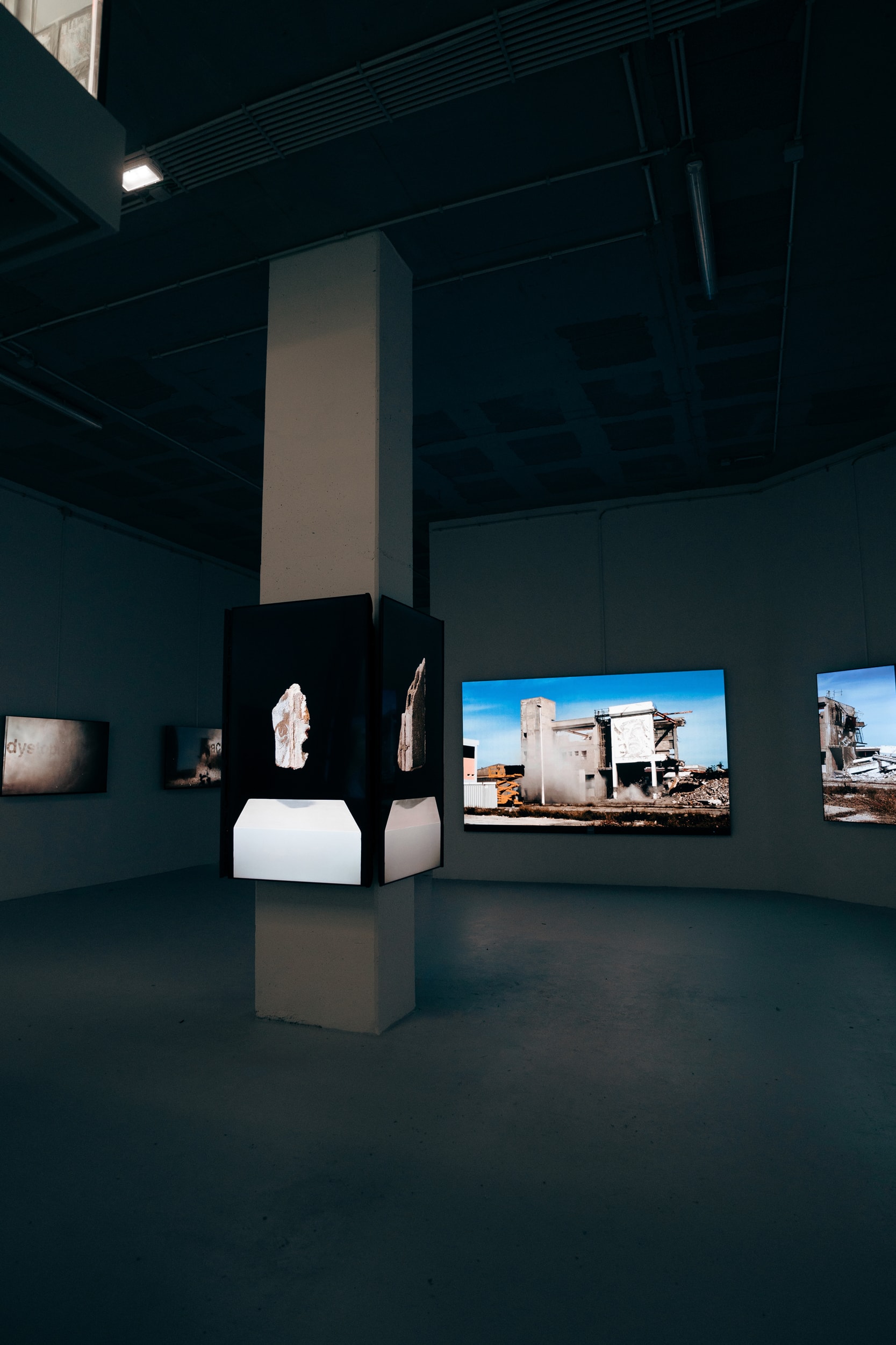 Vhils Threshold Exhibition ETERNO Gallery Lisbon art artworks