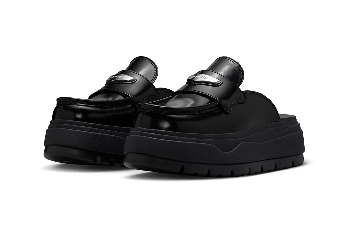 Air Jordan Mule Loafer "Black/Metallic Silver" HJ4292-001 Black/Metallic Silver fall 2025 jordan brand loafer slides 
